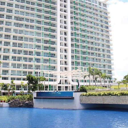 Azure Tropical Paradise Manila Esterno foto