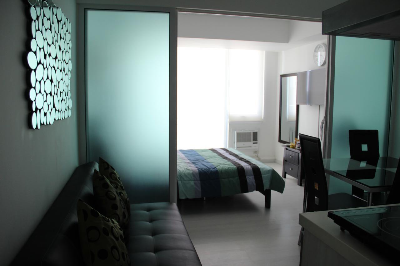 Azure Tropical Paradise Manila Esterno foto