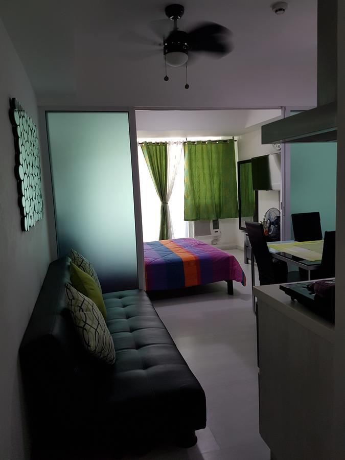 Azure Tropical Paradise Manila Esterno foto