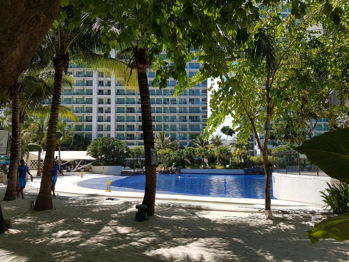 Azure Tropical Paradise Manila Esterno foto